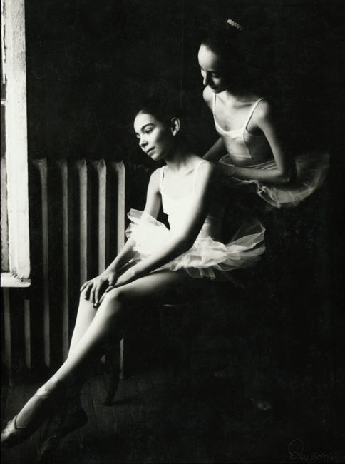 Kim Camba - Two Ballerinas Kim Camba - Two Ballerinas