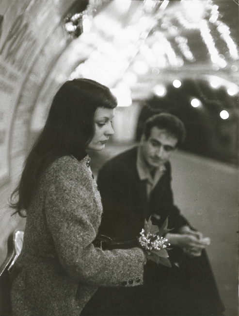 Robert Doisneau - "Le Muguet du Métro" (Marc and Christiane Chevalier in the Paris Metro) Robert Doisneau - "Le Muguet du Métro" (Marc and Christiane Chevalier in the Paris Metro)