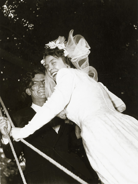 Robert Doisneau - Bride and Groom on Swing Robert Doisneau - Bride and Groom on Swing