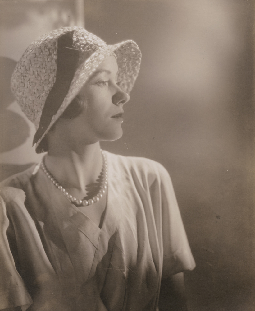 Vogue Magazine Photographer - Woman with Pearls and Hat